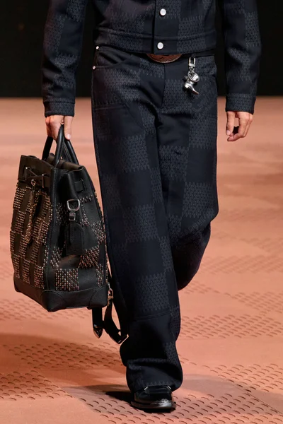 Look 166